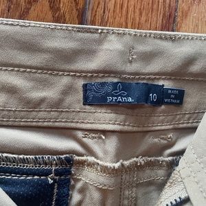 Prana size 10 shorts